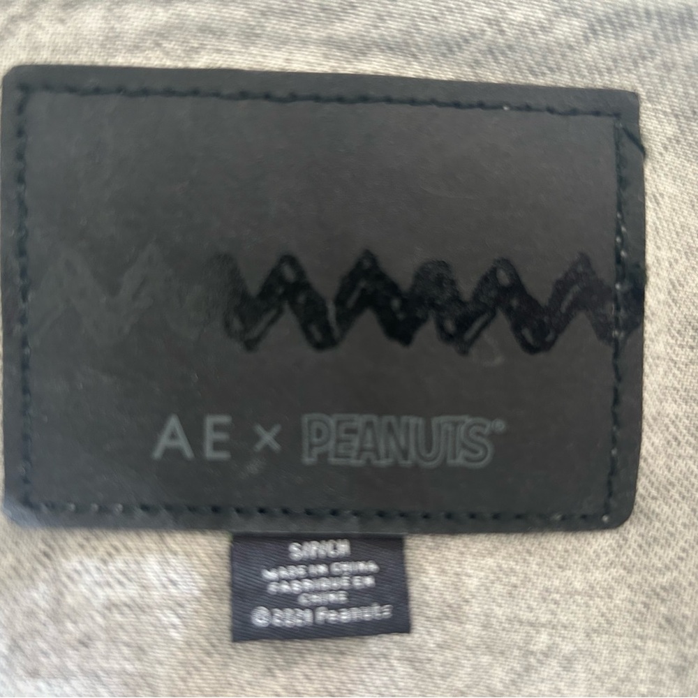 American Eagle X Peanuts Collaboration Stonewash … - image 4